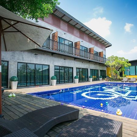 The Bike Loft Family Hostel Hua Hin Exterior photo