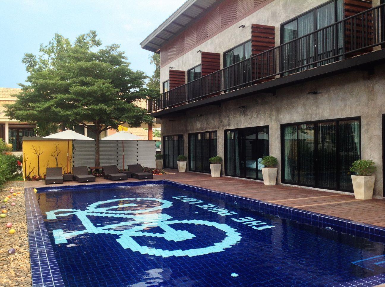The Bike Loft Family Hostel Hua Hin Exterior photo