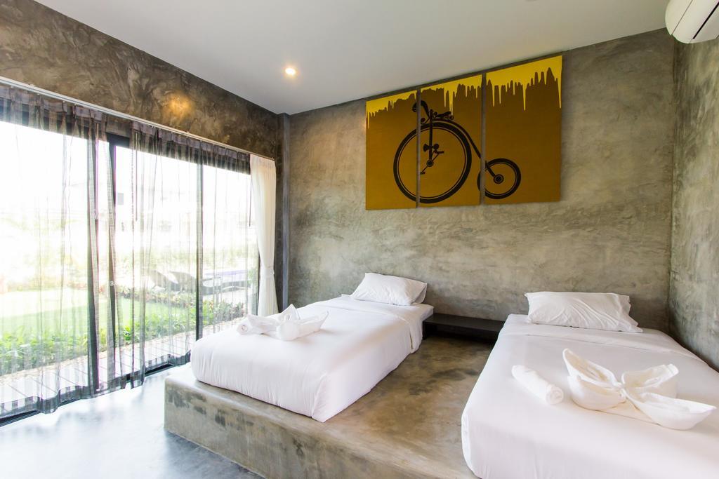 The Bike Loft Family Hostel Hua Hin Exterior photo