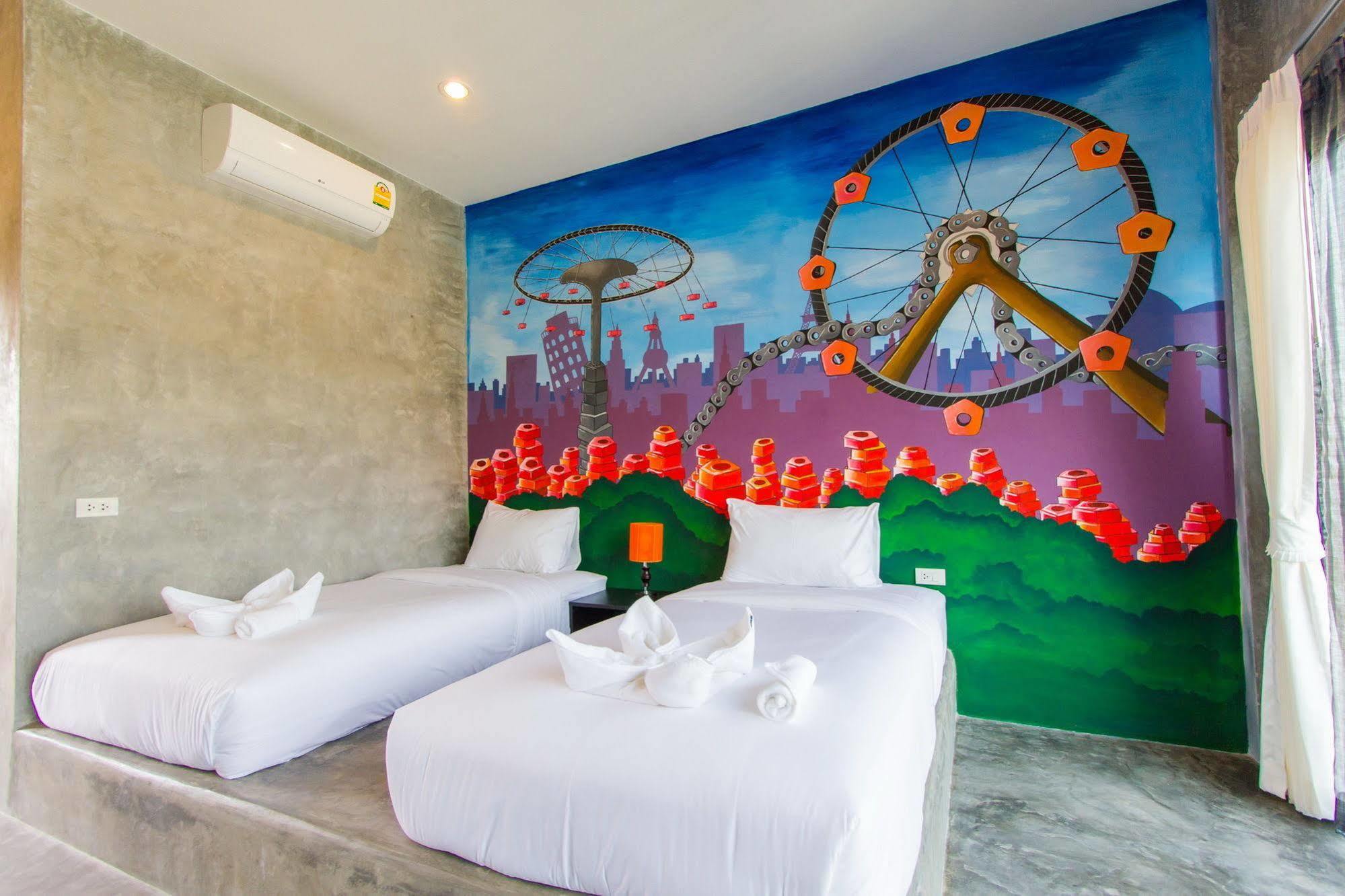 The Bike Loft Family Hostel Hua Hin Exterior photo